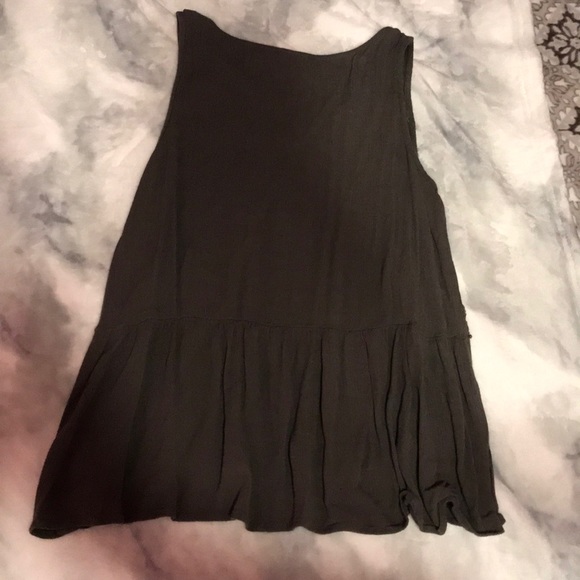 Army green tie tank - Picture 4 of 4